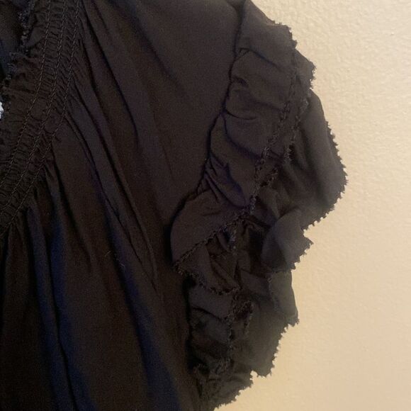 OLD NAVY Black Ruffled Women's Top Size Large. - Picture 3 of 7